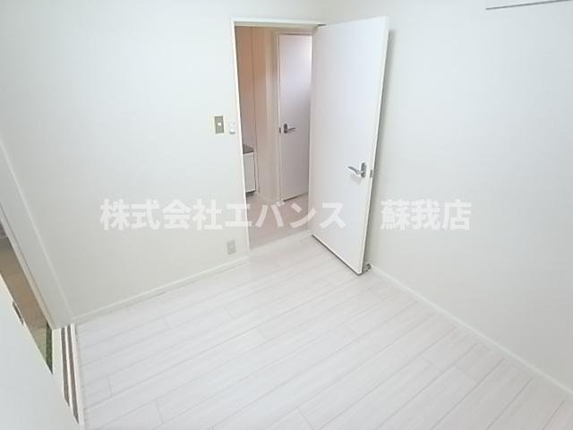 【寝室】 | YSコートA | 開放的な寝室です