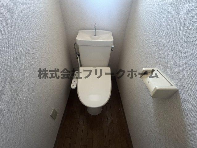 三鷹市井の頭１丁目のアパートのトイレ