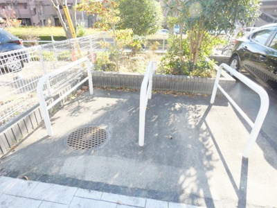 【駐車場】 | リブリ・フローレス参番館