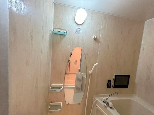 SERENITE新大阪の浴室