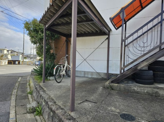 【その他共用部分】 | 屋根付きの駐輪場です
