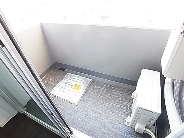 プレセダンヒルズ北千住Ⅱのバルコニー