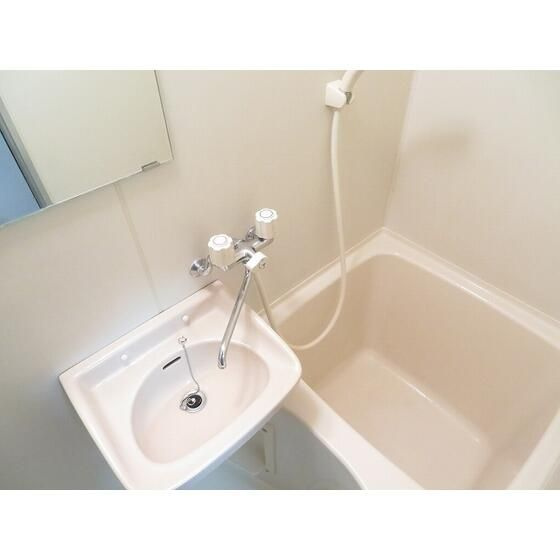 ＲＩＫＩパレスの浴室