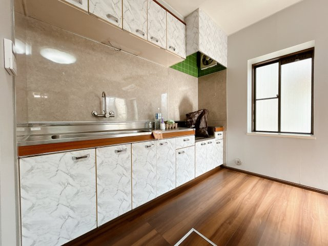 熊谷市葛和田のキッチン