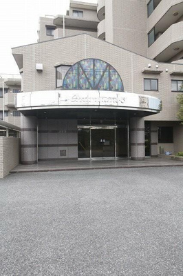 【エントランス】 | シャルマン・５