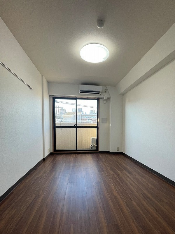 サンテミリオン小石川後楽園の居間・リビング