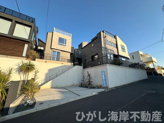 藤沢市片瀬山１丁目　新築戸建　全３棟