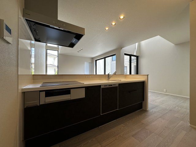 総社市三輪　新築一戸建てのキッチン|キッチンでお料理をお楽しみください