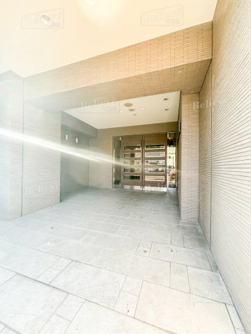 グランドウェルストーンのエントランス|清潔なエントランスです♪