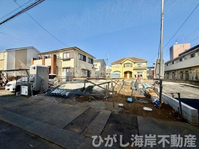 平塚市田村8丁目　新築戸建　全2棟の外観|1月26日撮影　建築中　現地外観
