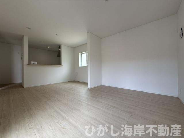 平塚市田村8丁目　新築戸建　全2棟のダイニング|16帖　LDK