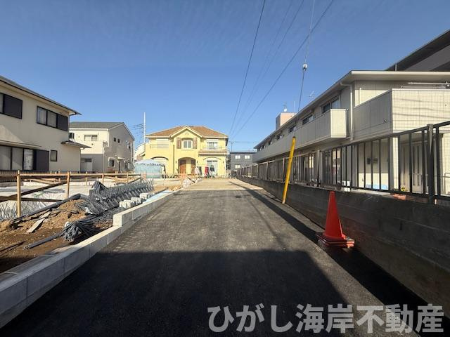 平塚市田村8丁目　新築戸建　全2棟の外観|1月26日撮影　建築中　現地外観
