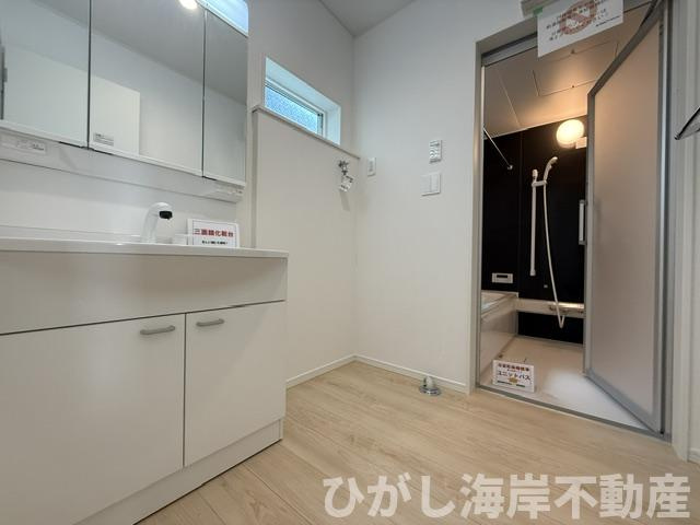 平塚市田村8丁目　新築戸建　全2棟の脱衣所|脱衣スペース
