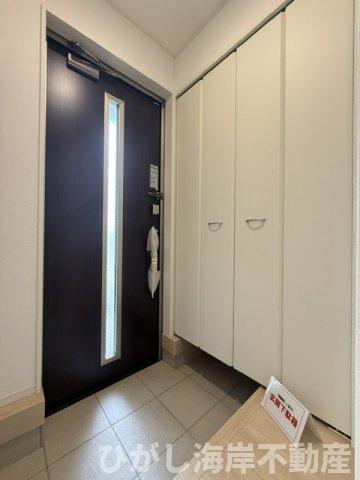 平塚市田村8丁目　新築戸建　全2棟の玄関|玄関