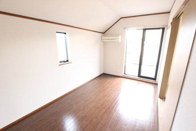 メゾン・ジュンの洋室