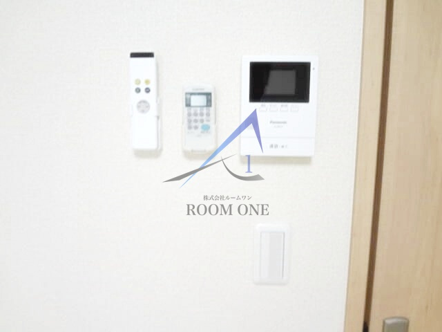 ヴェラハイツ川崎のセキュリティ|モニター付きインターホンです。