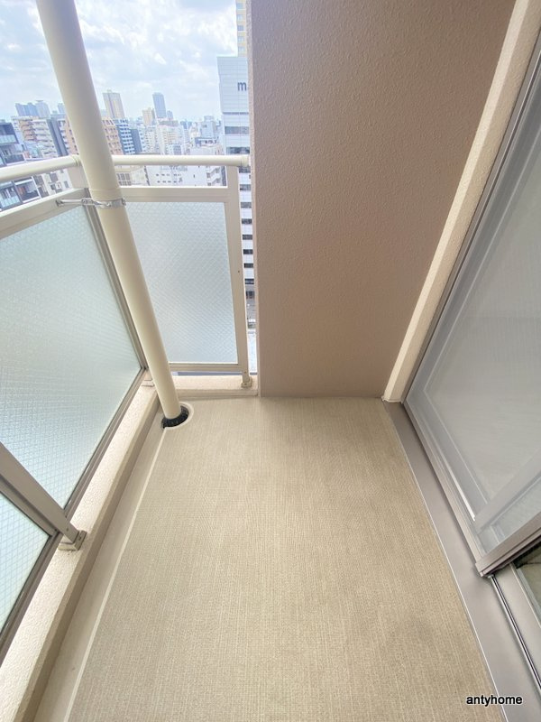 レジディア谷町　仲介手数料無料のバルコニー