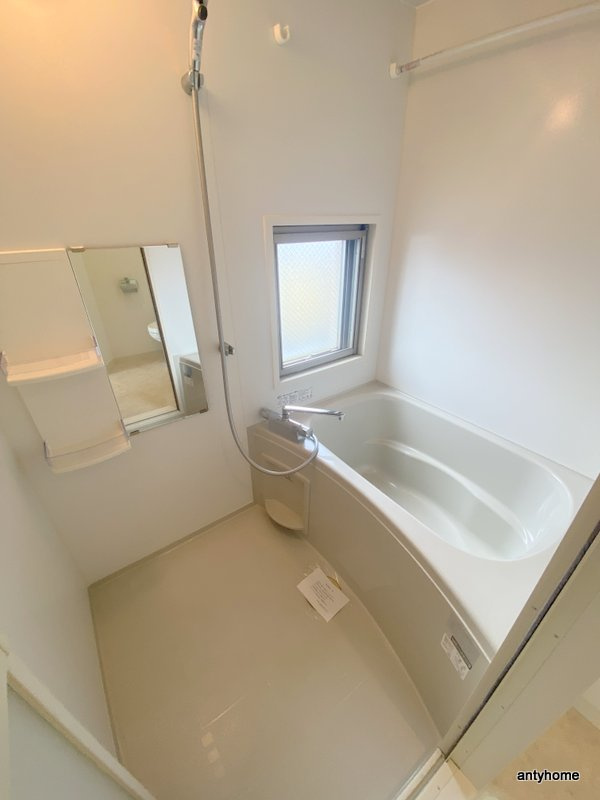 レジディア谷町　仲介手数料無料の浴室