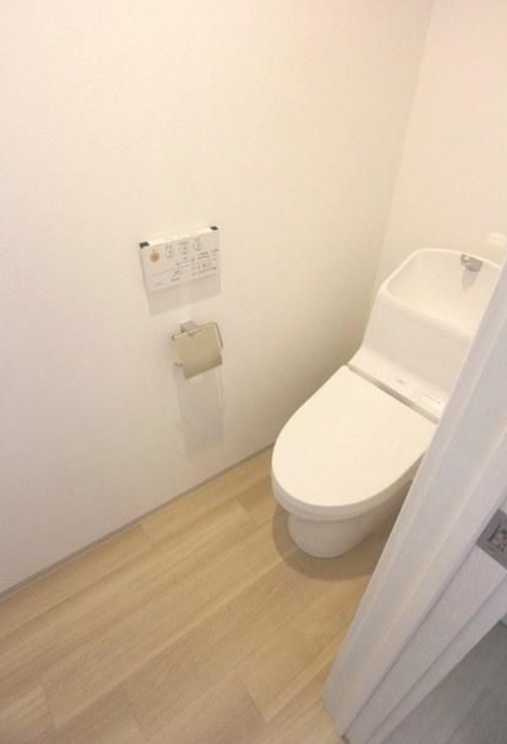 Terrace世田谷上町　ペット相談　ルームシェア相談　バイク置き場のトイレ