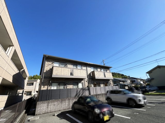 ブルージュあざみの外観