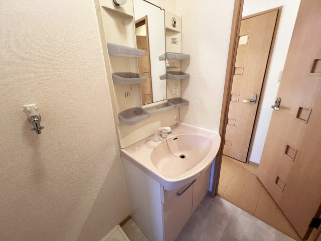 ブルージュあざみの独立洗面台