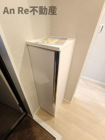 川口市南鳩ヶ谷３丁目のアパートの玄関