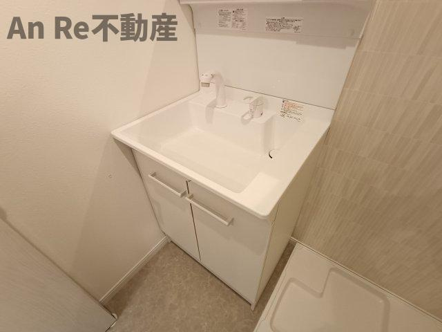 川口市南鳩ヶ谷３丁目のアパートの洗面所