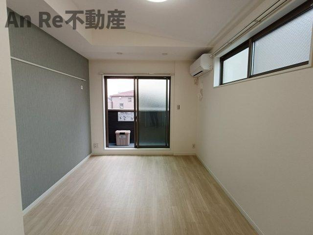 川口市南鳩ヶ谷３丁目のアパートの居間・リビング