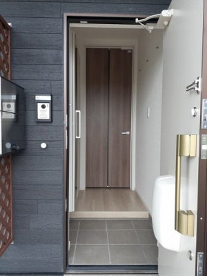 【玄関】 | ジリータＣ | ゆったりとした玄関です