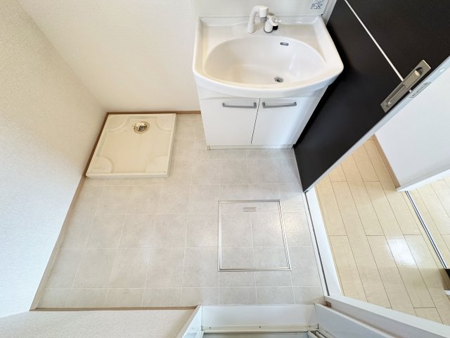 ローズコート北金田の洗面所