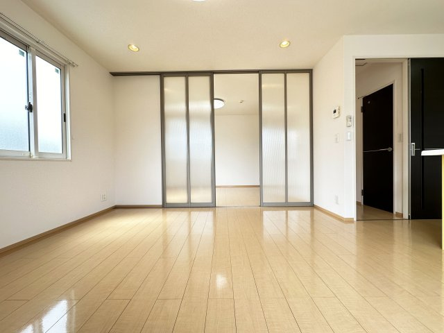 ローズコート北金田の居間・リビング