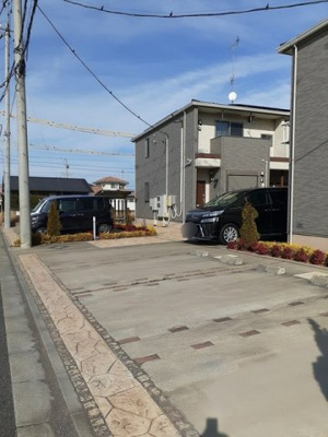 【駐車場】 | パラディーゾ金田東Ⅱ | 車をお持ちの方に嬉しい駐車場付きの物件です