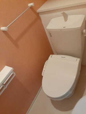 【トイレ】 | パラディーゾ金田東Ⅱ | 落ち着いた色調のトイレです