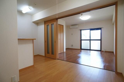 【居間・リビング】 | プリムスカイズ