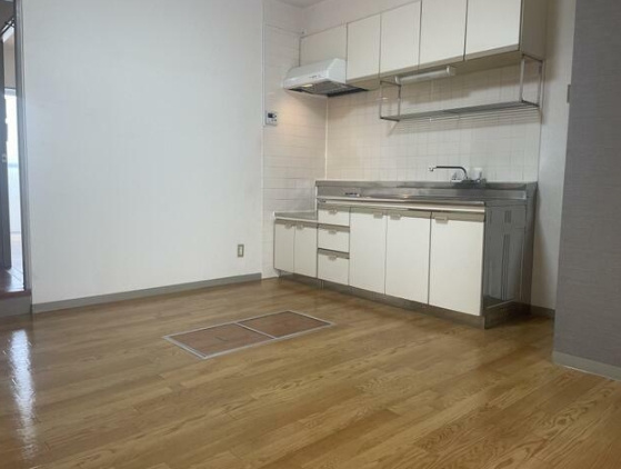 阿賀サンハイツの居間・リビング