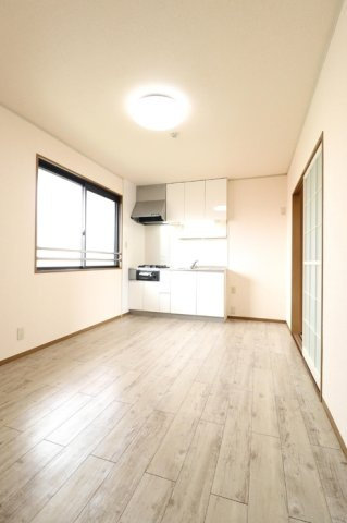 プライムガーデンの居間・リビング