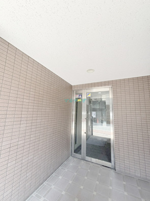  | フローレンス森山