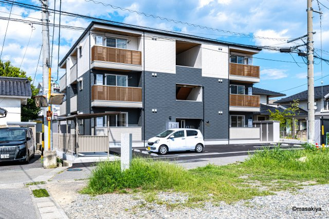 プランタン若里Ⅴの外観