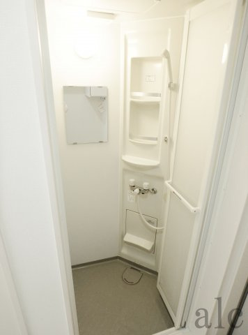 Bell-Bee IKEBUKURO (ベルビー池袋)のシャワールーム