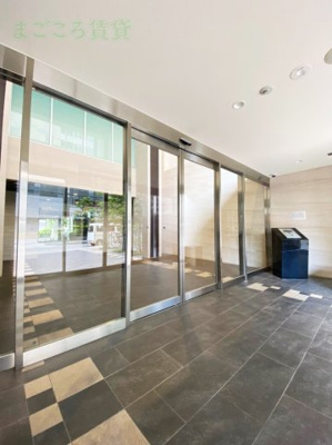 【エントランス】 | エステムプラザ大手前エヴァース