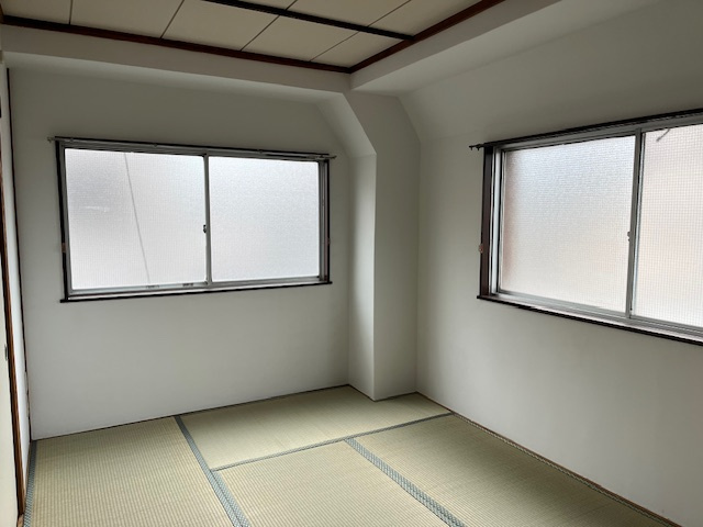 小澤ビルの和室