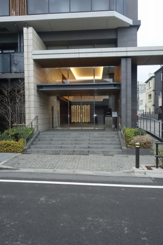 シティハウス志村坂上のエントランス