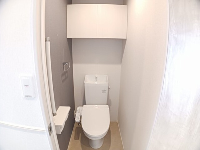 【トイレ】 | グランドライン | 清潔感のあるトイレです。