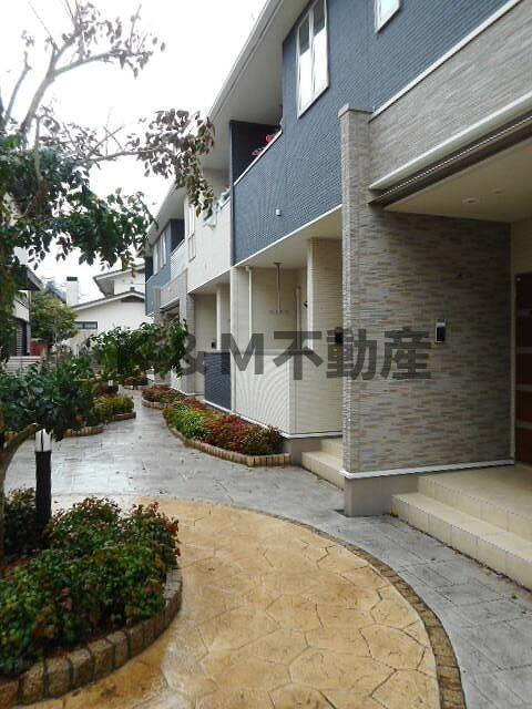 ブリリアントガーデンアゼリアＢの庭|お庭も活用できます