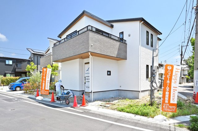 マドレコード寺本2丁目新築一戸建て│4LDK+駐車2台可(車種制限有)5号地の外観|5号地外観です。角地に面した開放的な区画です。