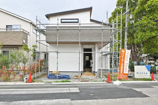 マドレコード寺本2丁目新築一戸建て│4LDK+駐車2台可(車種制限有)5号地の前面道路含む現地写真|西側公道側から撮影した写真です。日当たり良好な区画です。