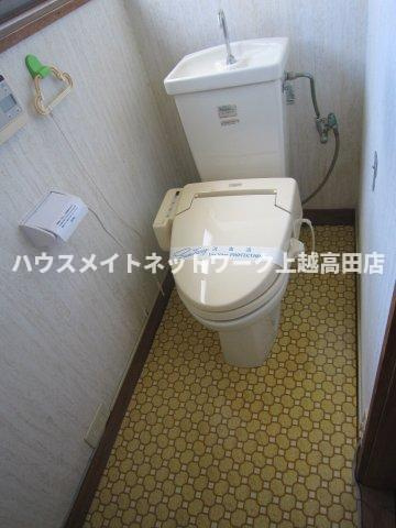 岩木貸家Ⅱのトイレ|3階の洋式トイレ