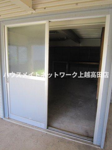 岩木貸家Ⅱの収納|１階物置