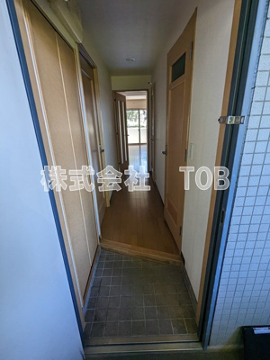 【玄関】 | エコーヒルズ神代 | ※反転タイプ写真です