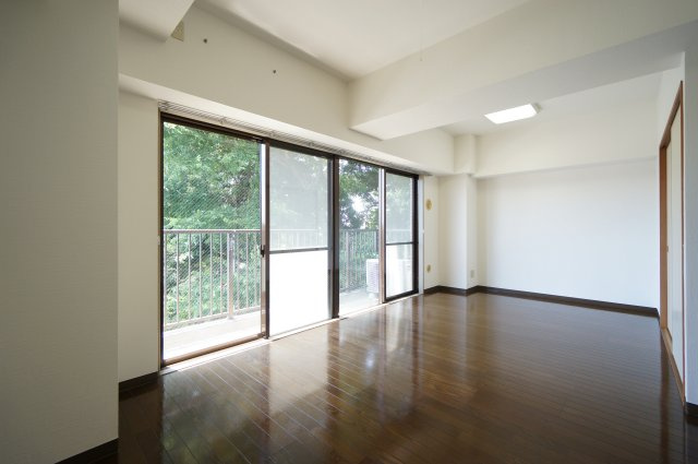 都町レジデンスの居間・リビング|当日の見学大歓迎！